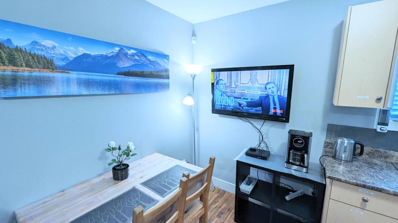 Entire Forest Home Near Nature & Amenities Surrey Exteriör bild